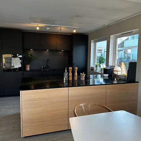 Lovely In Maritime Surroundings Near Vila